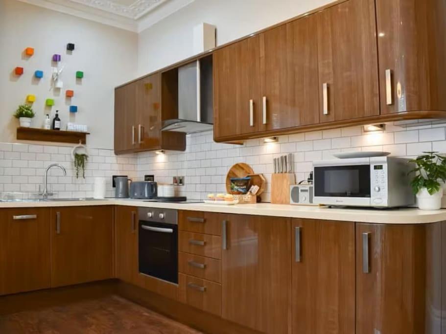 Strathmore Apt Scarborough, Pool, Gym, Parking Экстерьер фото